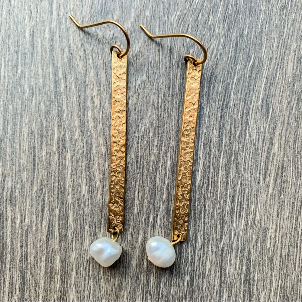 Stephanie Kantis Quake Drop Earrings Gold/Pearl